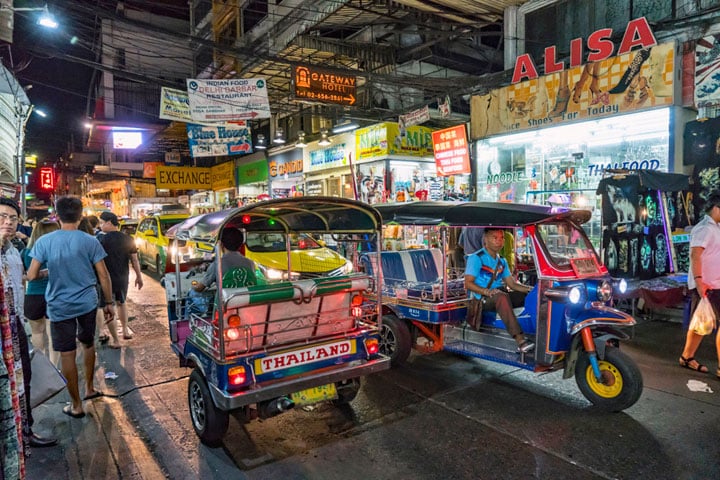 Tuk-Tuk, een opvallend vervoermiddel in Thailand ...